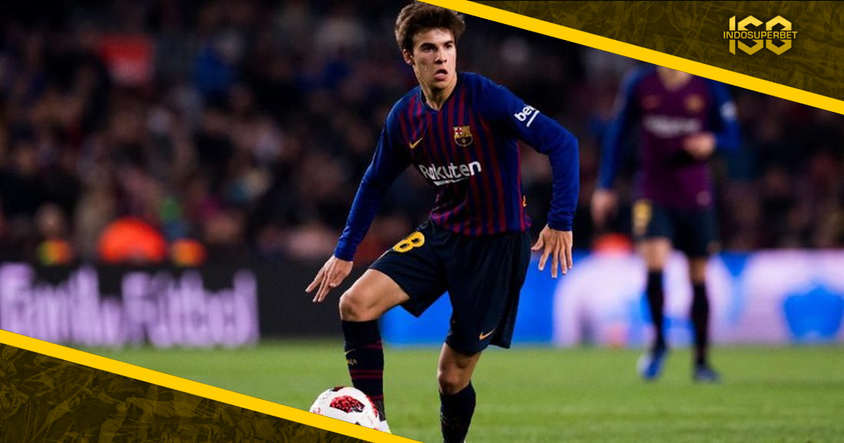 Riqui Puig, Permata Terbaru La Masia yang Siap Mengorbit di Barcelona