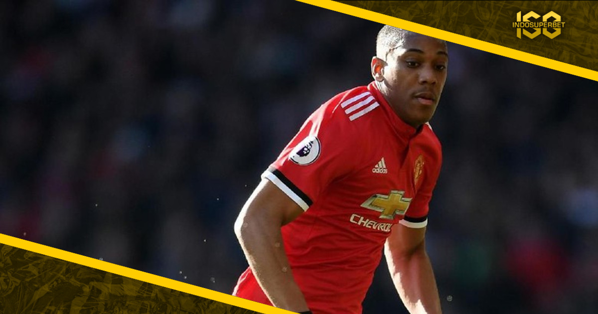 Martial Angkat Suara Soal Tinggalkan Skuat MU