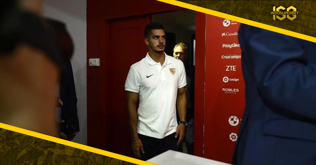 Andre Silva Langsung Unjuk Gigi di Sevilla