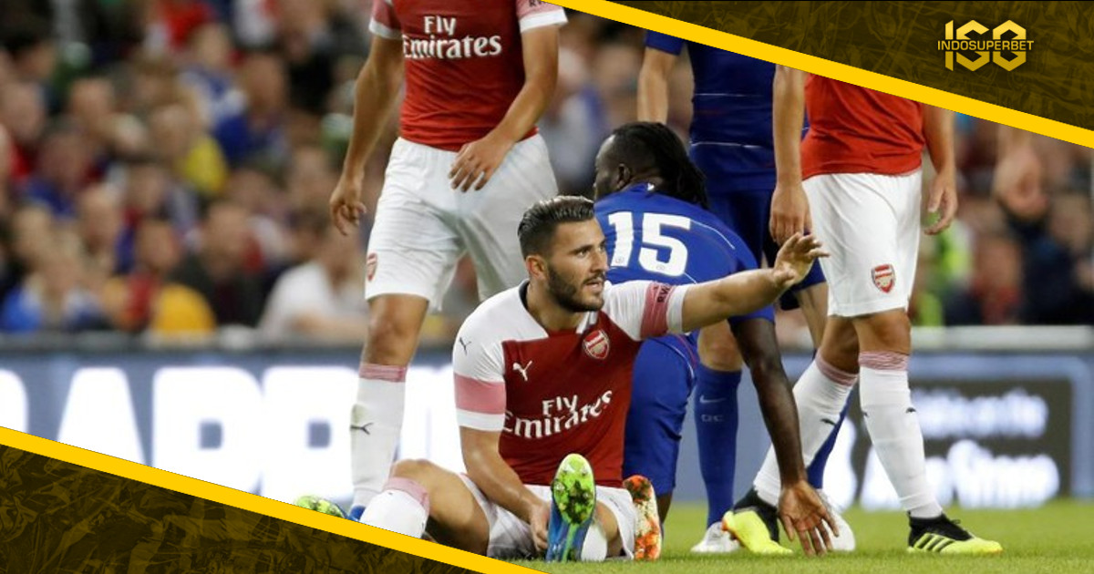 Cedera Lutut, Kolasinac Lewatkan Awal Musim